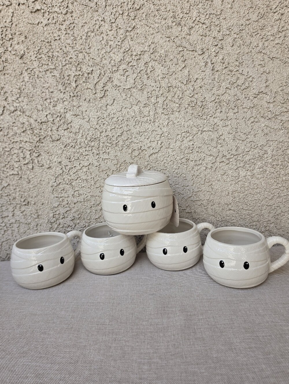 Mummy Halloween Ceramic Container Jar with Matching Mummy Coffee Cups New